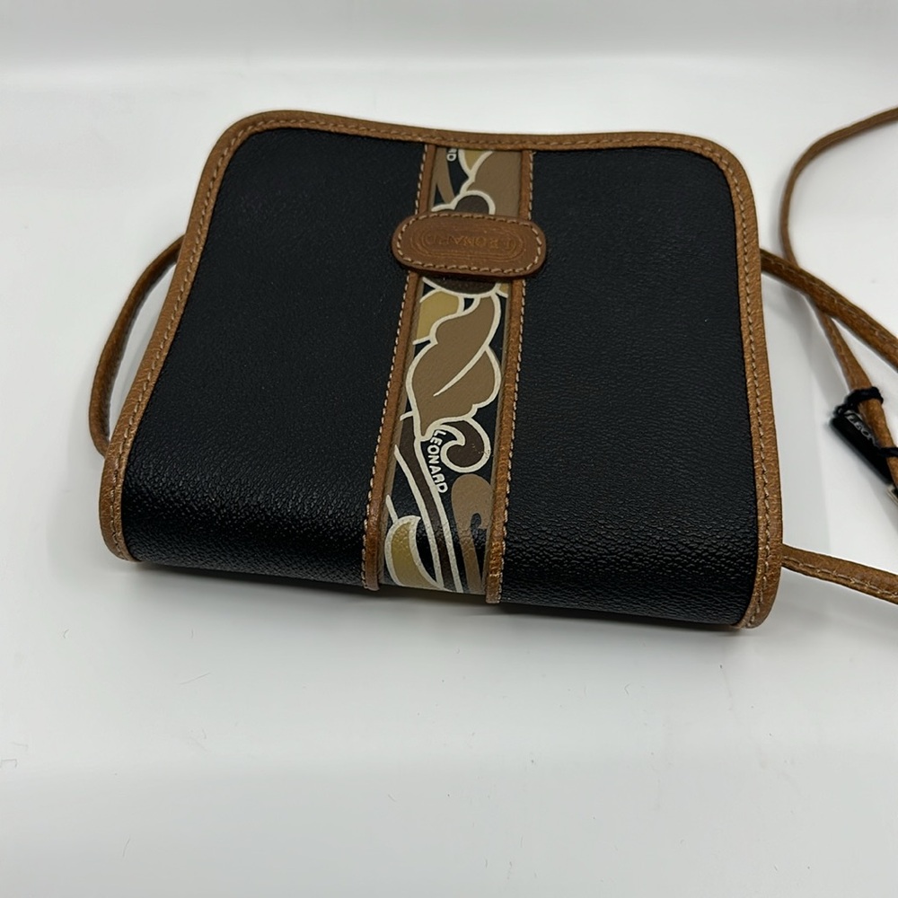 Authentic Leonard Paris N.C. 19294 sling Bag crossbody bag Made in Italy - Picture 6 of 13